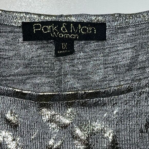 Park & Main Women's Silver Gold Metallic Crew Neck Pullover Blouse Size 1X - Picture 3 of 7